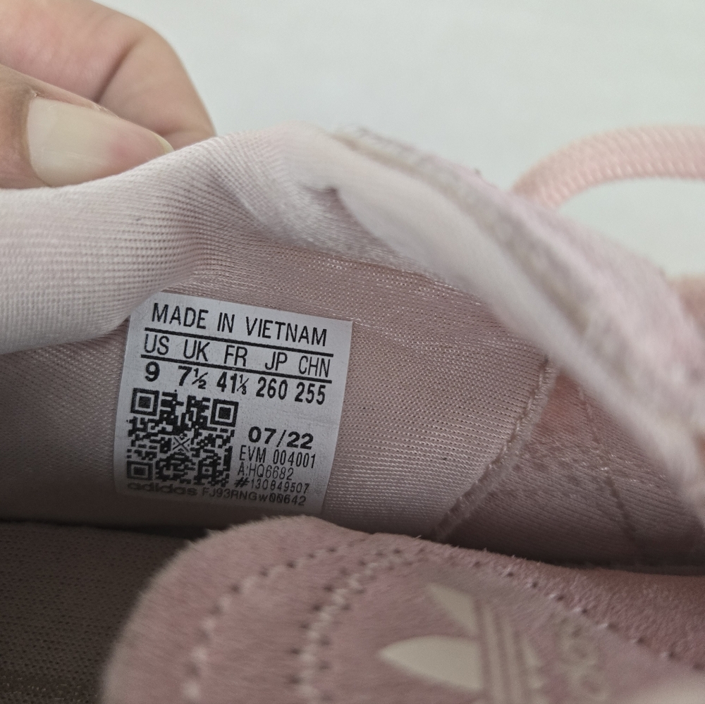 OZWEEGO Adidas Women's Soft Pink Sneakers - Picture 14 of 15